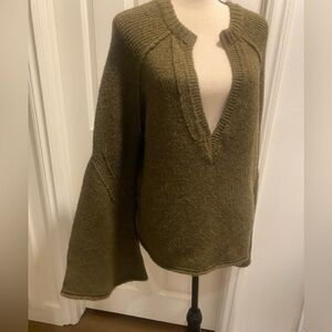 Free People Women’s Olive Green Wool Blend Oversized Sweater Bell Sleeve S-L